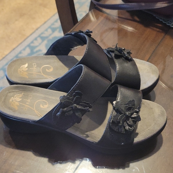 Dansko sandals. Used but in good condition - Picture 1 of 4
